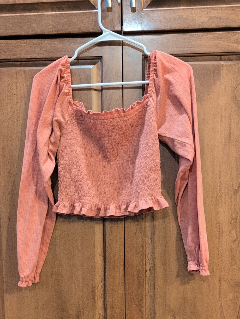 SO Coral Smocked Long-Sleeve Crop Top